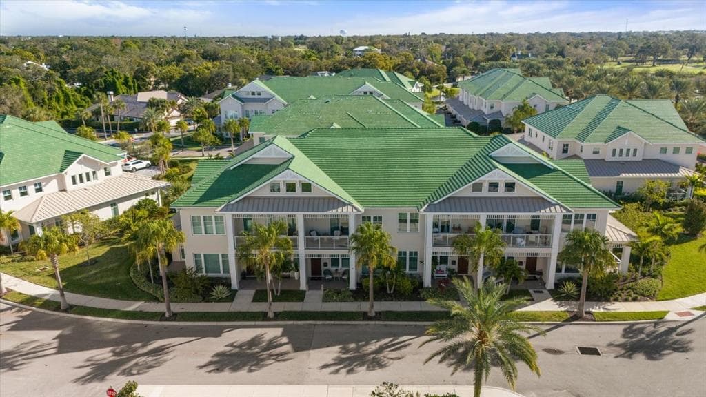 5 PALM TERRACE BELLEAIR, FL 33756