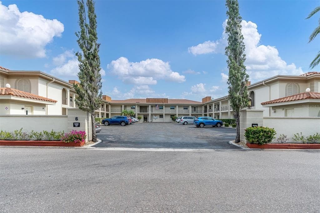 19029 US HIGHWAY 19 N UNIT 6-14 CLEARWATER, FL 33764