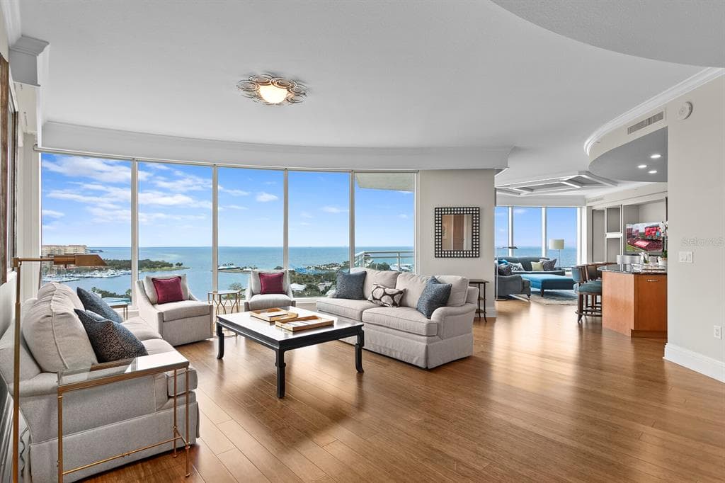 180 BEACH DRIVE NE UNIT 1401 ST PETERSBURG, FL 33701