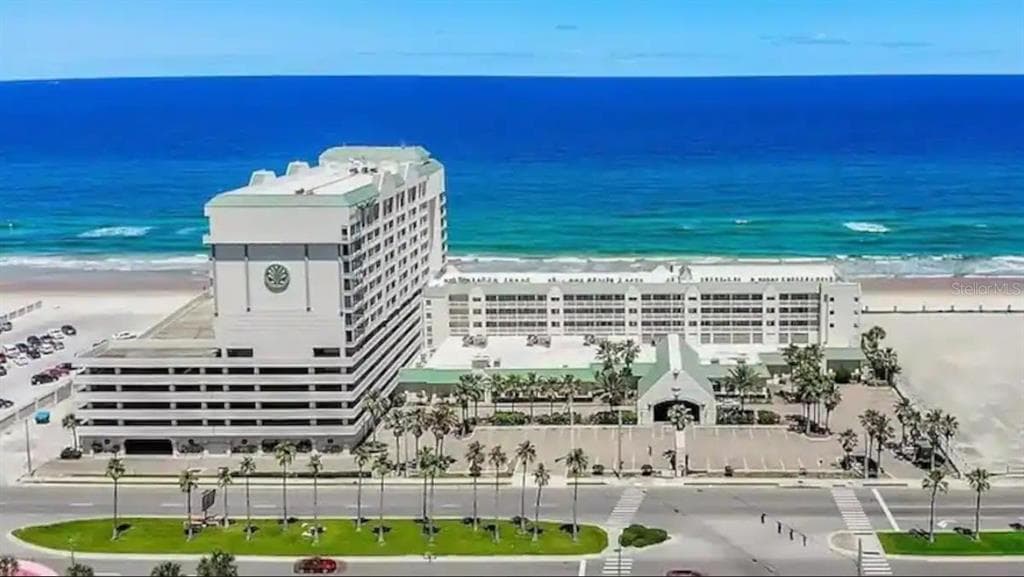 2700 N ATLANTIC AVENUE UNIT 704 DAYTONA BEACH, FL 32118