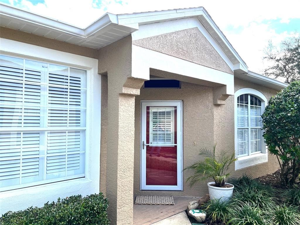 8609 EGRET POINT COURT TAMPA, FL 33647