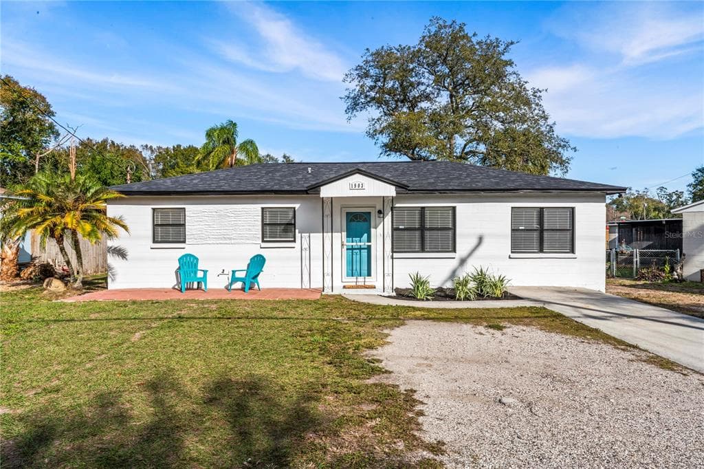 1903 W MEADOWBROOK AVENUE TAMPA, FL 33612