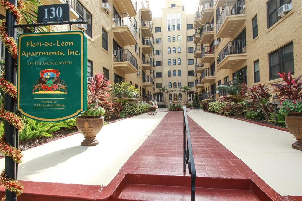 130 4TH AVENUE N UNIT 501 ST PETERSBURG, FL 33701