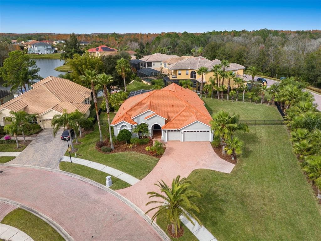 10824 BARBADOS ISLE DRIVE TAMPA, FL 33647
