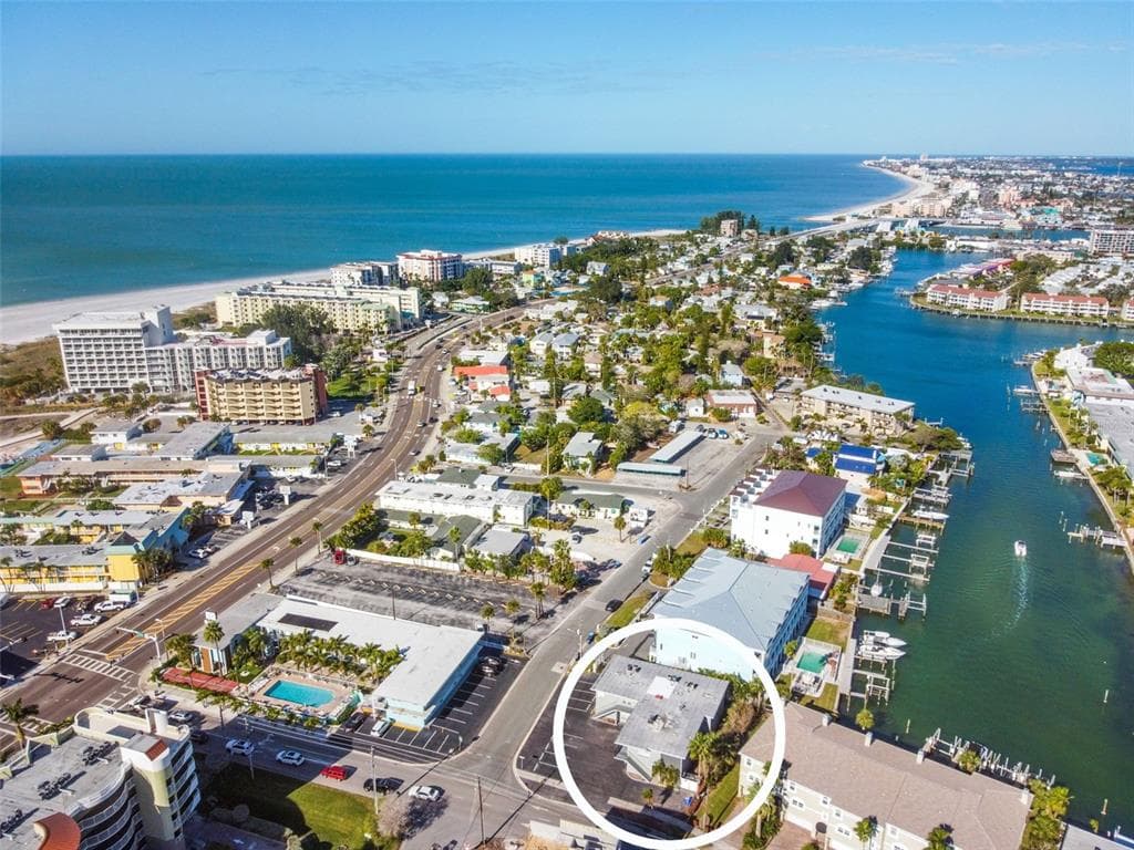 11701 1ST STREET E UNIT 1 TREASURE ISLAND, FL 33706