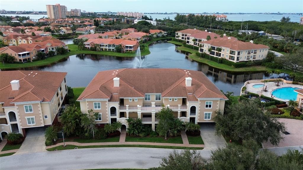 6 FRANKLIN COURT S UNIT 43A ST PETERSBURG, FL 33711