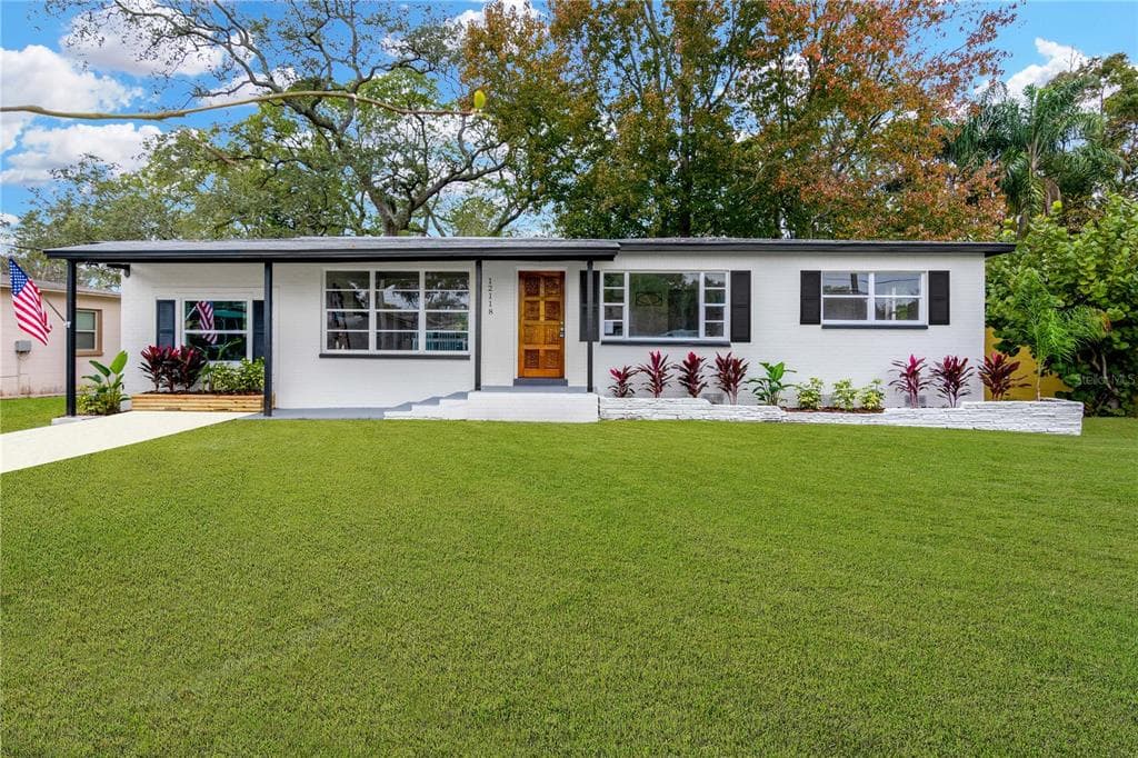12118 N EDISON AVENUE TAMPA, FL 33612