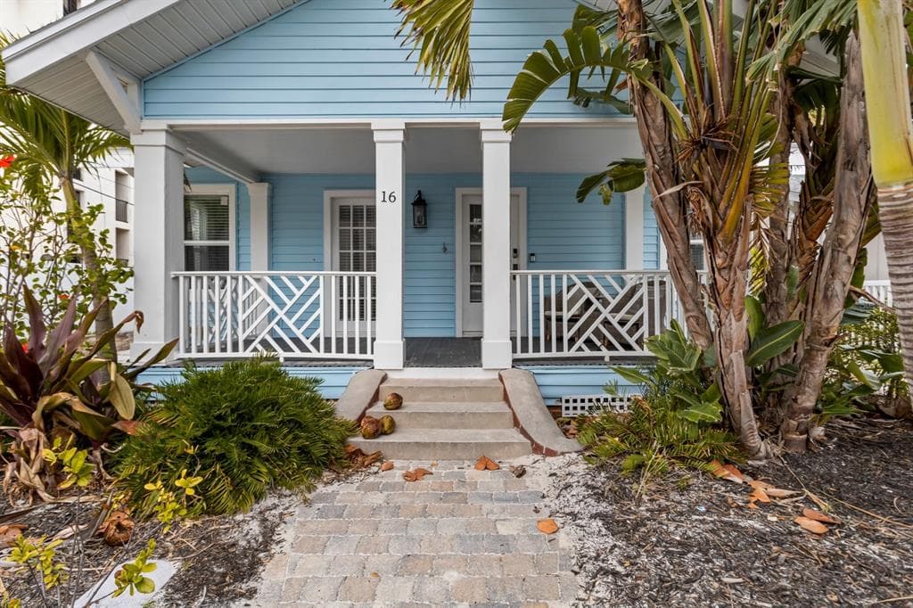 16 GLENDALE STREET CLEARWATER, FL 33767