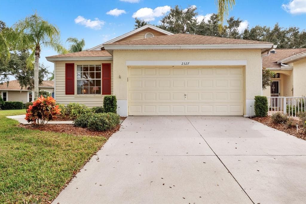 2327 NANTUCKET DRIVE UNIT 38 SUN CITY CENTER, FL 33573