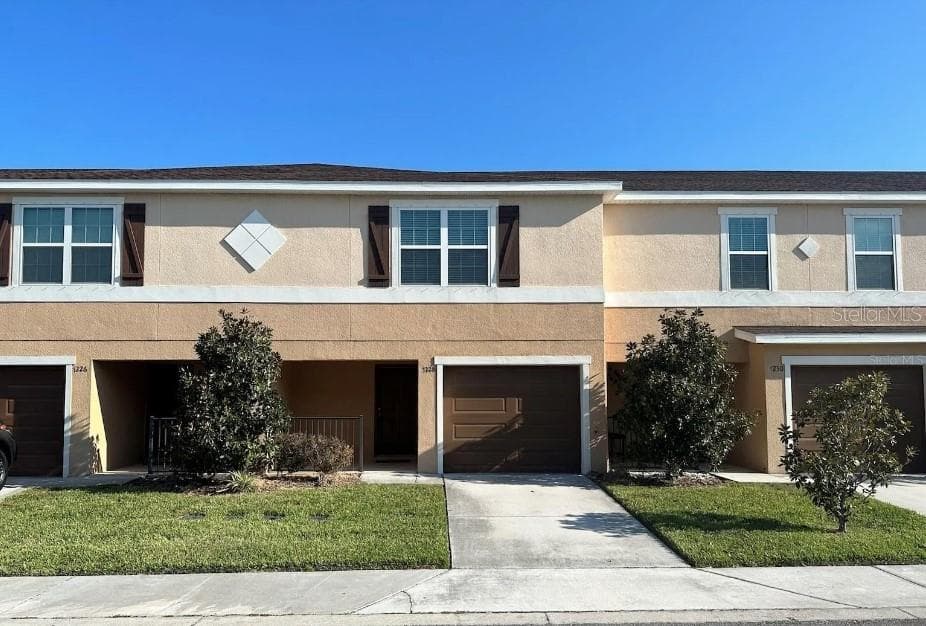 7228 MERLOT SIENNA AVENUE GIBSONTON, FL 33534