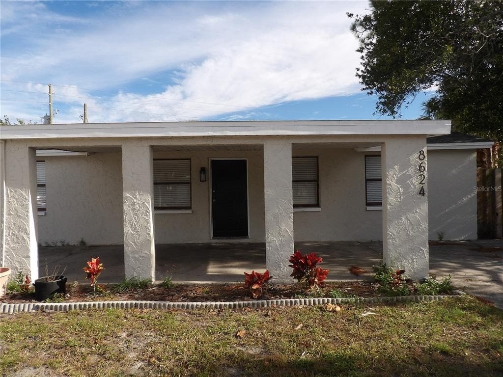 8624 VELVET DRIVE PORT RICHEY, FL 34668