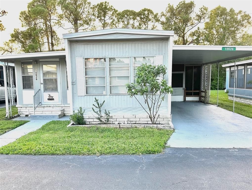 10626 POPLAR STREET NE UNIT 42 ST PETERSBURG, FL 33716