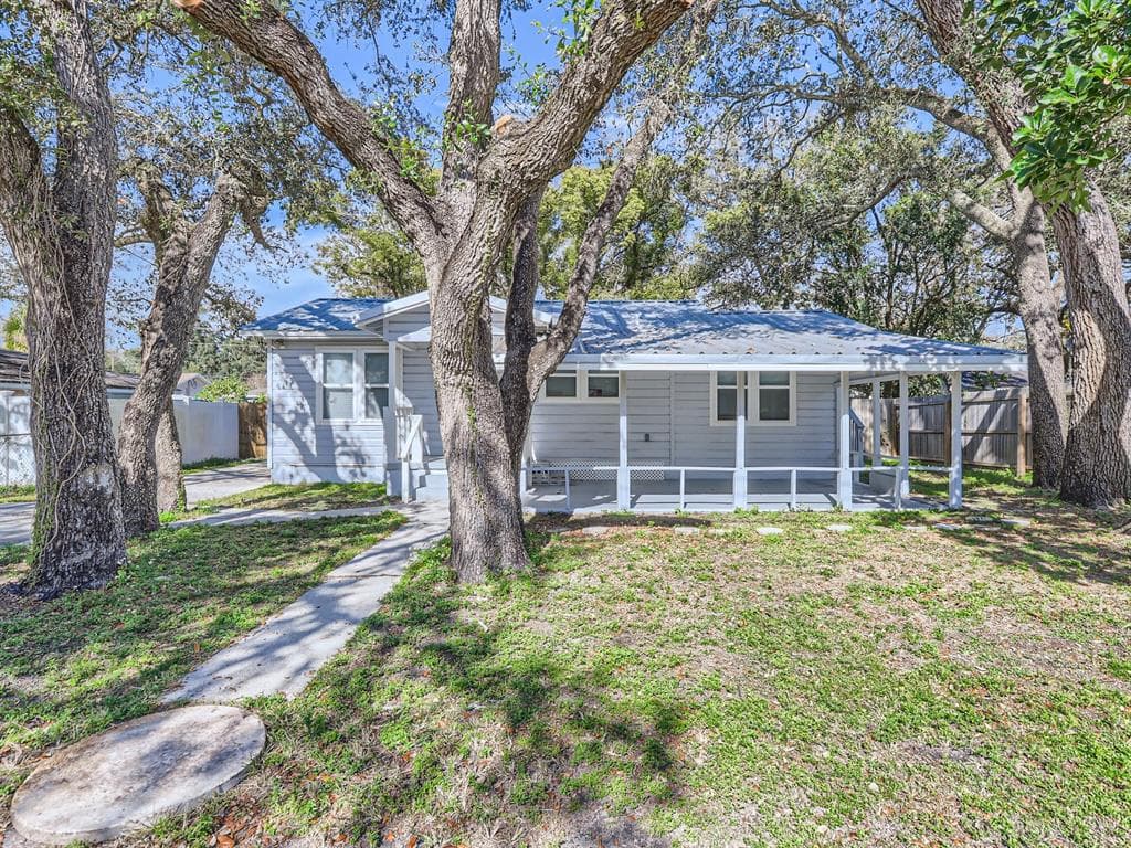 808 E ORCHID AVENUE TAMPA, FL 33612