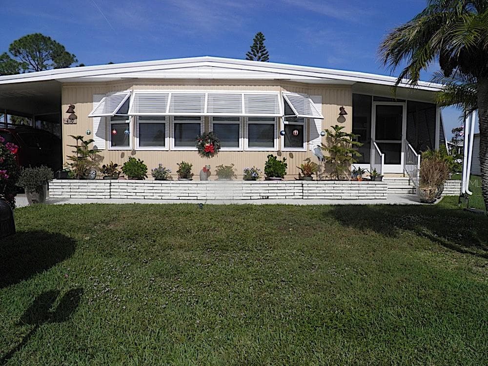 410 VIVAR NORTH PORT, FL 34287