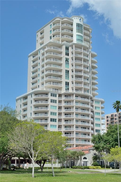 3507 BAYSHORE BOULEVARD UNIT 102 TAMPA, FL 33629