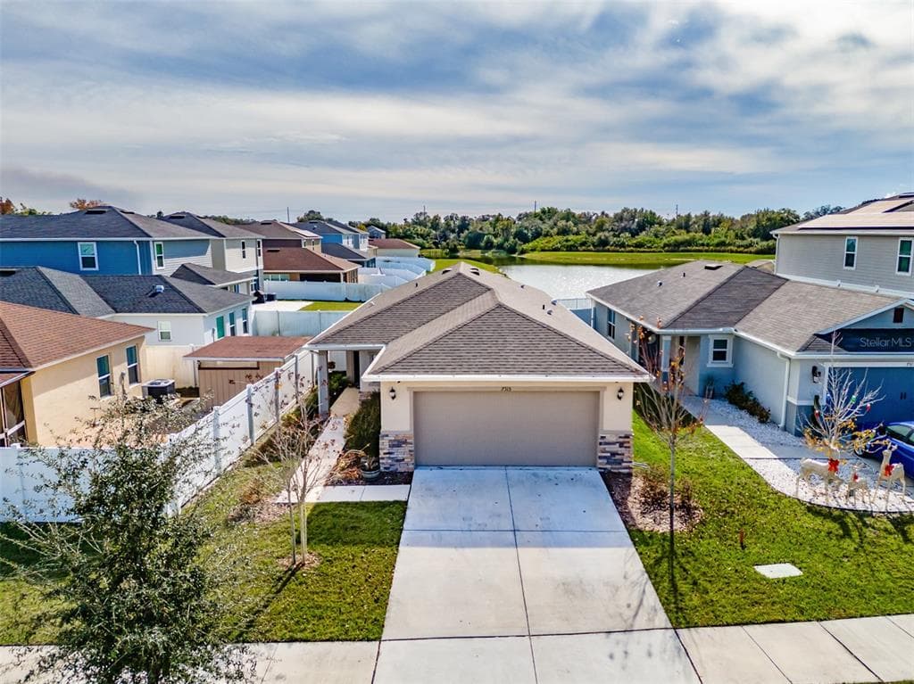7315 SUNSHINE BRIDGE AVENUE GIBSONTON, FL 33534
