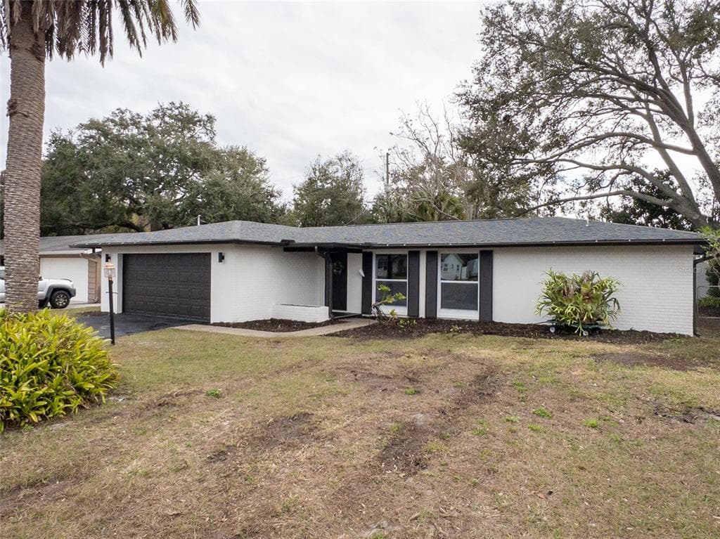 3053 HOYT AVENUE CLEARWATER, FL 33759