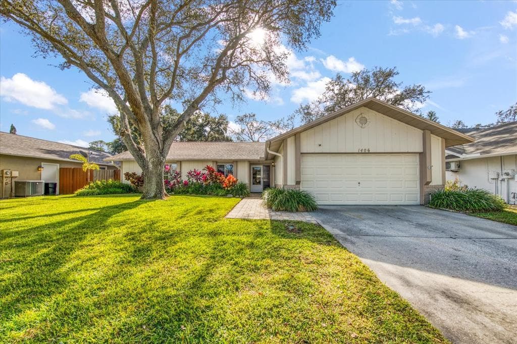1406 STONEHENGE WAY PALM HARBOR, FL 34683