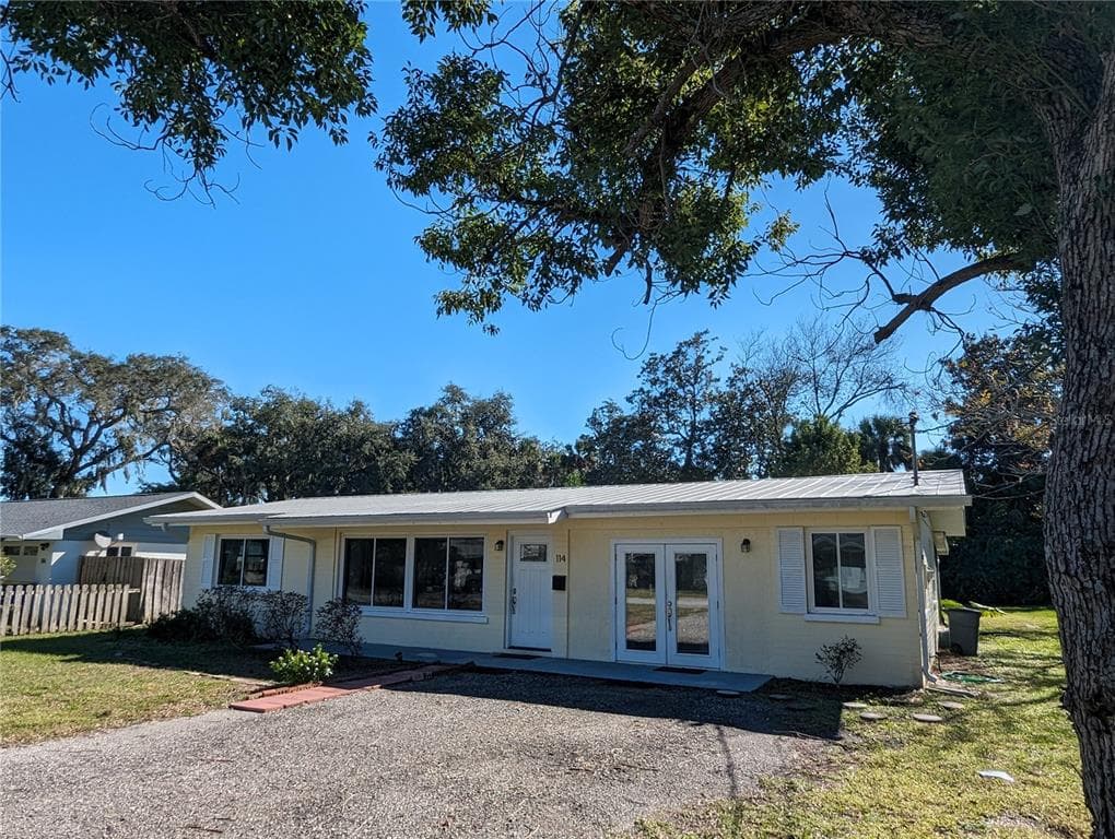 114 E MARION AVENUE EDGEWATER, FL 32132
