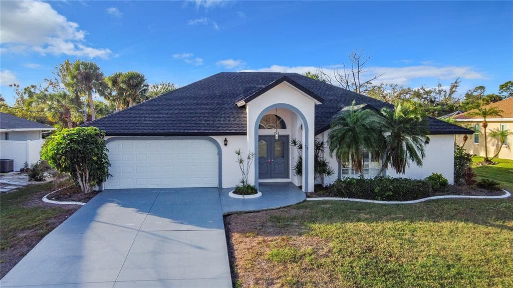 17 MARK TWAIN LANE ROTONDA WEST, FL 33947