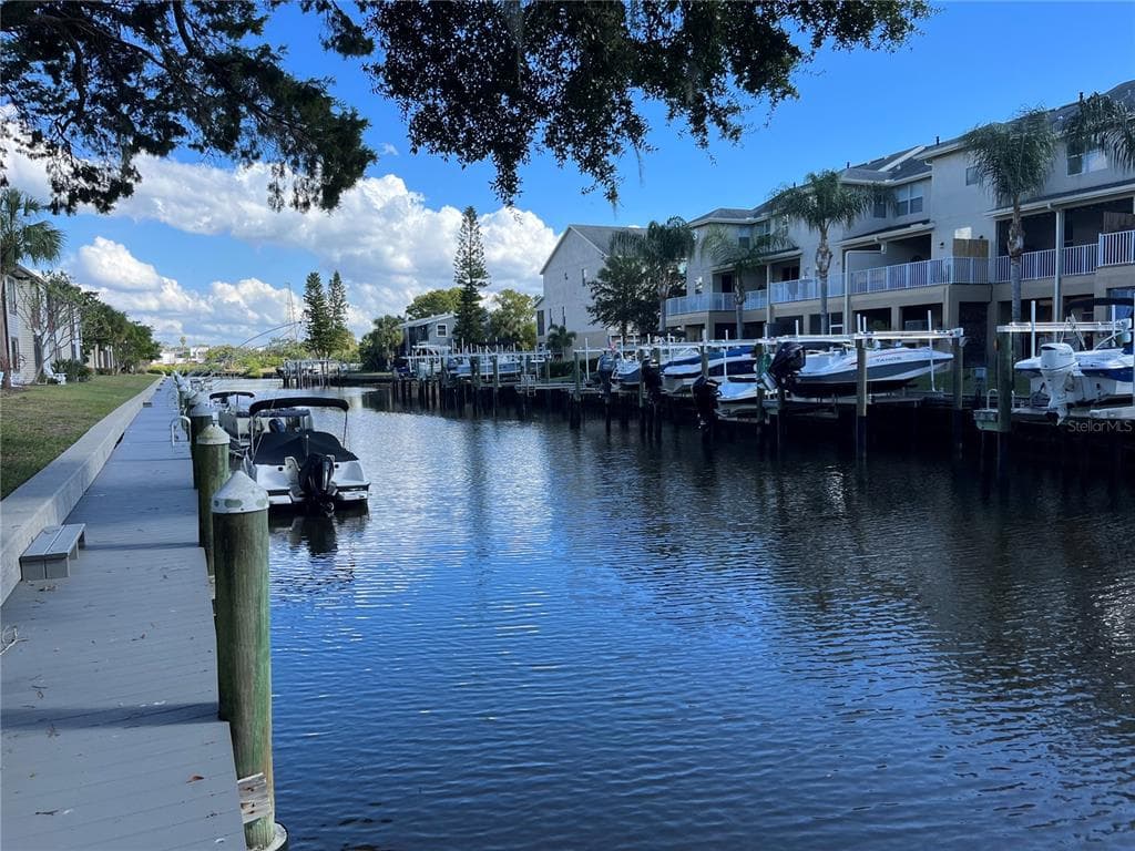384 MOORINGS COVE DRIVE UNIT 384 TARPON SPRINGS, FL 34689
