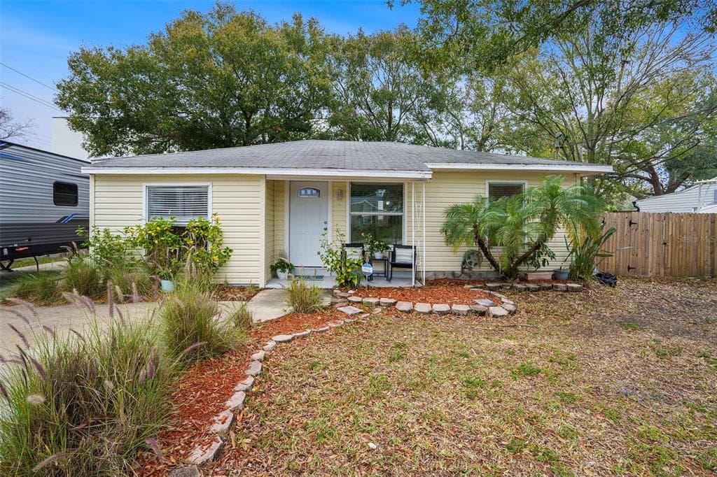 3025 N ADAMS STREET TAMPA, FL 33611
