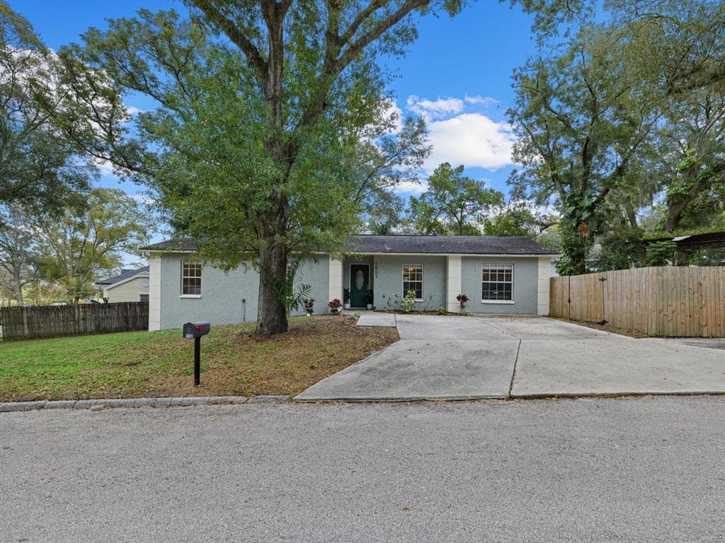 1801 HILLSIDE DRIVE