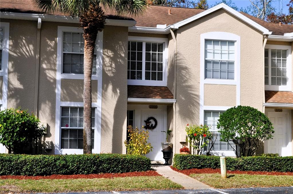 2206 ANDOVER CIRCLE PALM HARBOR, FL 34683