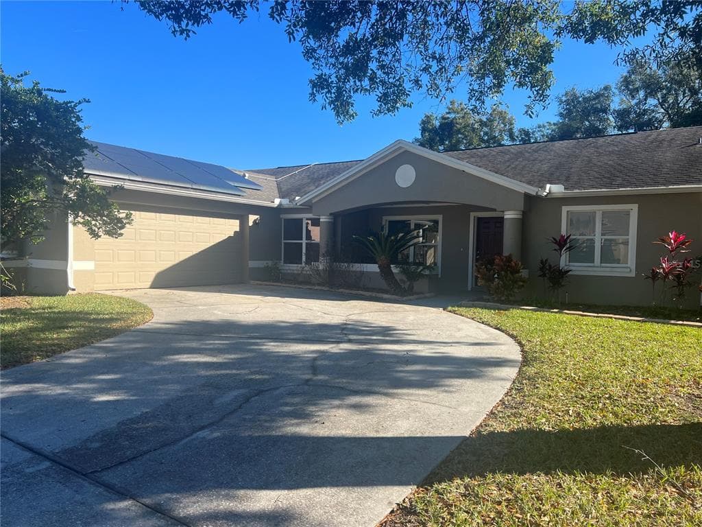1804 POWDER RIDGE DRIVE VALRICO, FL 33594