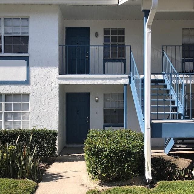 5039 BORDEAUX VILLAGE PLACE UNIT 202 TAMPA, FL 33617