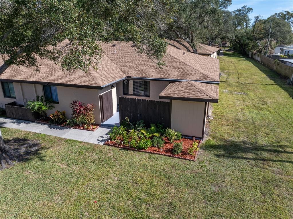 8436 60TH STREET N UNIT 304 PINELLAS PARK, FL 33781
