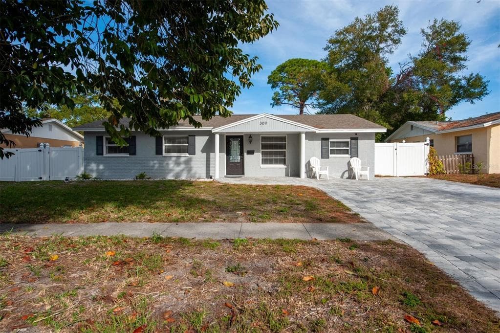 3011 47TH AVENUE S ST PETERSBURG, FL 33712