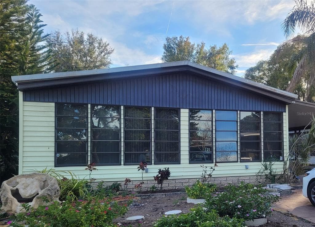 9124 OTTER PASS TAMPA, FL 33626