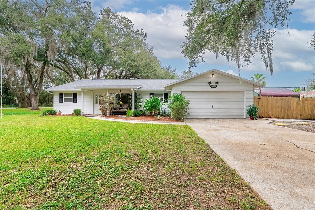 38509 ZEPHYR OAKS COURT ZEPHYRHILLS, FL 33540