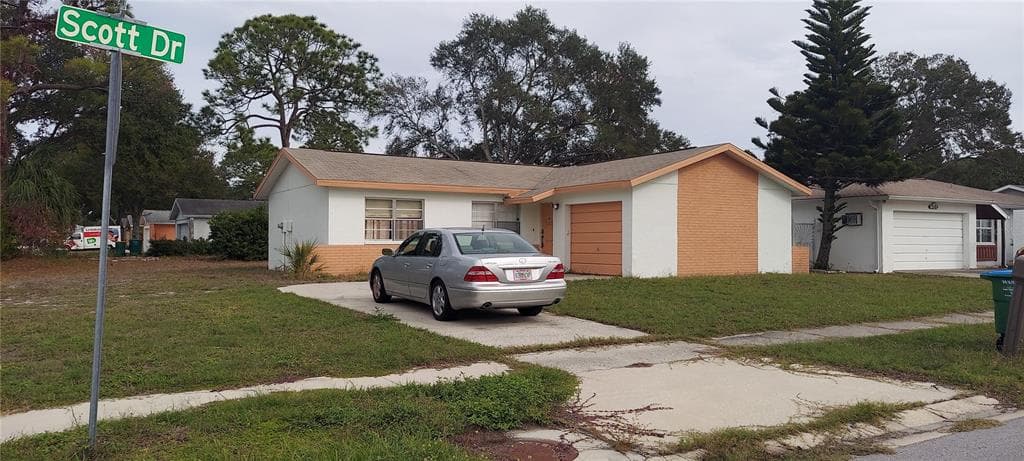 9467 SCOTT DRIVE LARGO, FL 33777