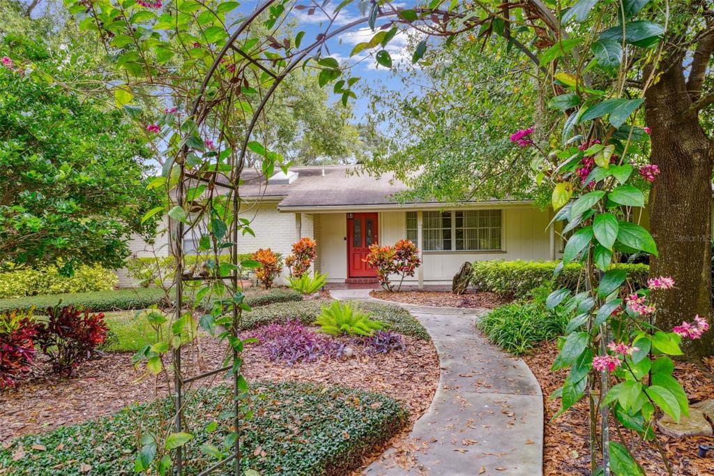 127 HICKORY CREEK BOULEVARD BRANDON, FL 33511
