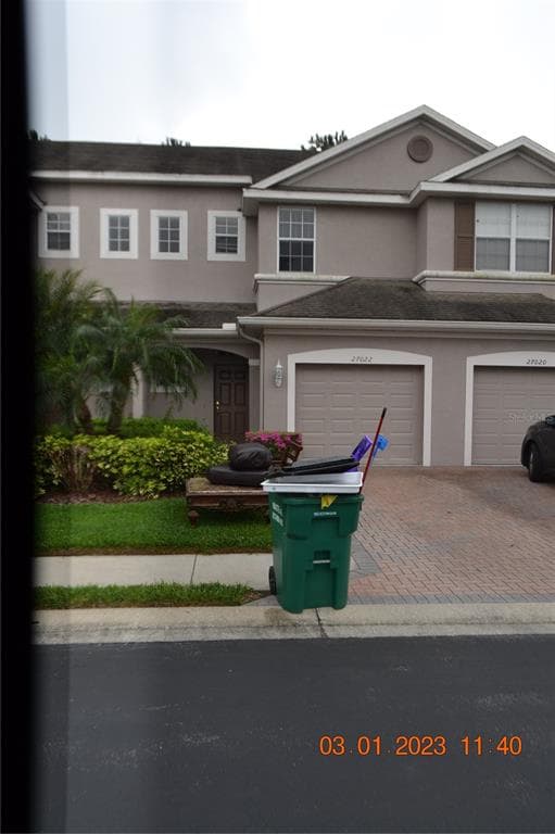 27022 COOL STREAM LANE WESLEY CHAPEL, FL 33544