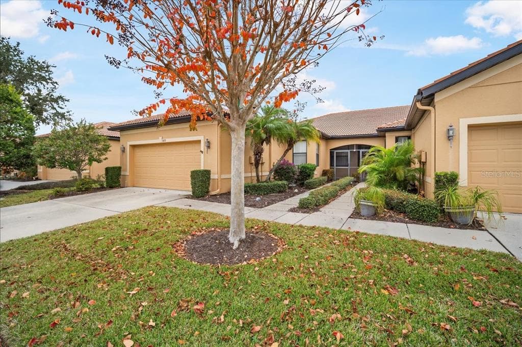 5833 SUNSET FALLS DRIVE APOLLO BEACH, FL 33572