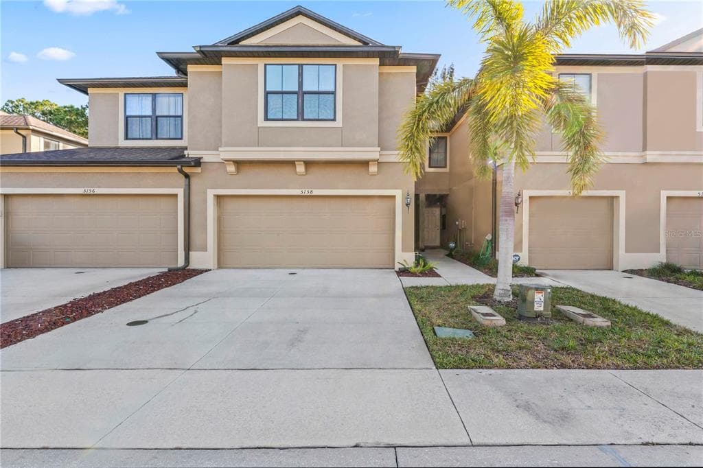 5158 BAY ISLE CIRCLE CLEARWATER, FL 33760
