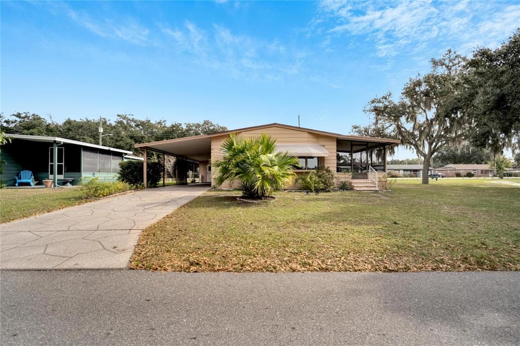 4901 FOXWOOD BOULEVARD LAKELAND, FL 33810