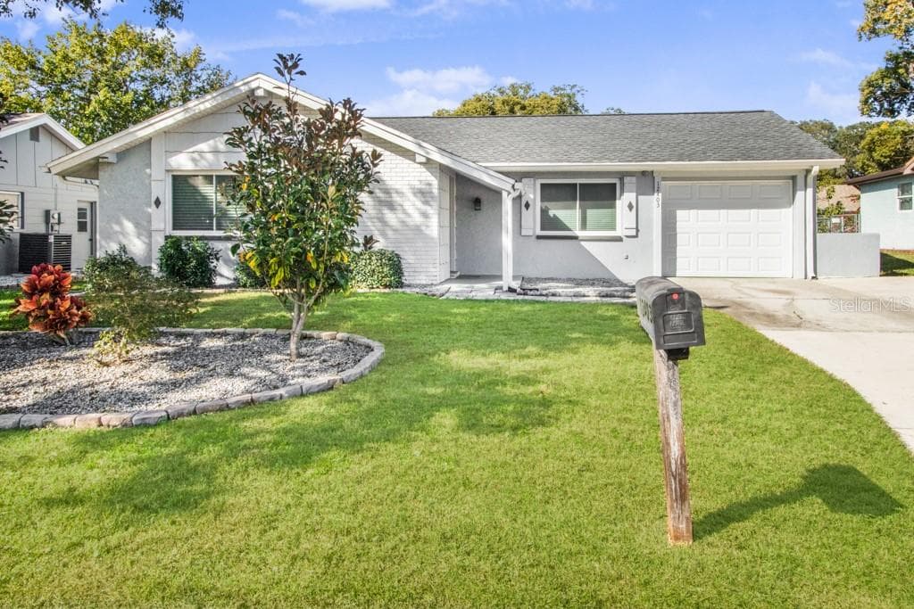 12403 YORKTOWN LANE HUDSON, FL 34667