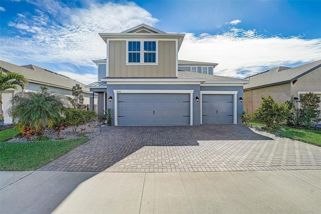 11516 NAVEL ORANGE WAY