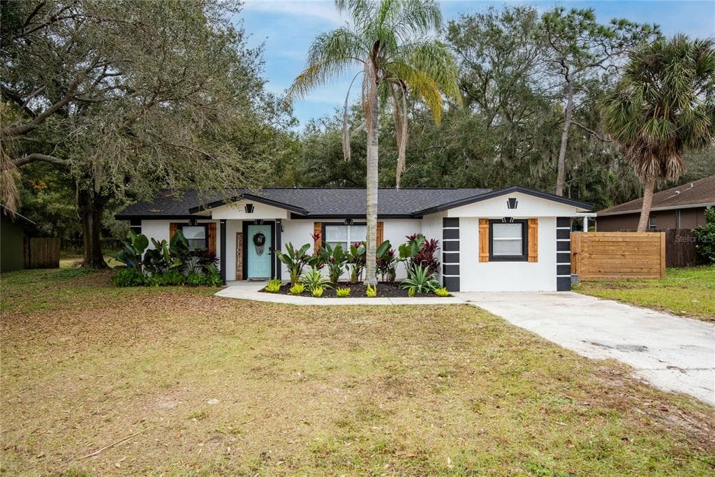 10010 PREVATT STREET GIBSONTON, FL 33534