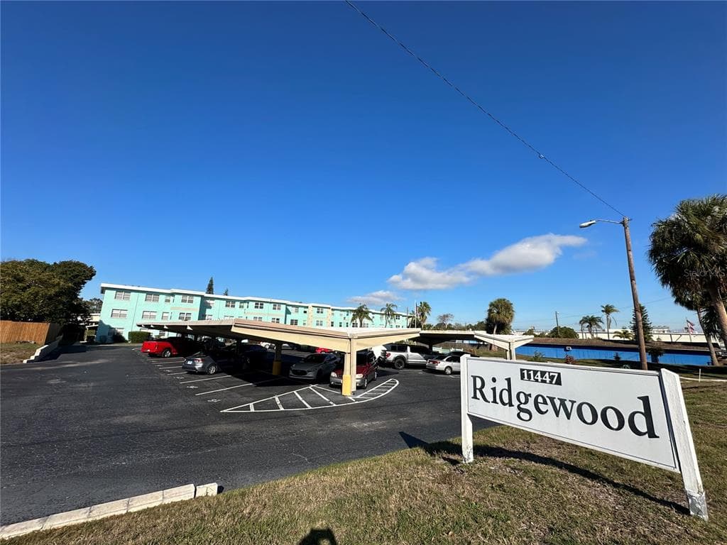 11447 PARK BOULEVARD UNIT 313 SEMINOLE, FL 33772