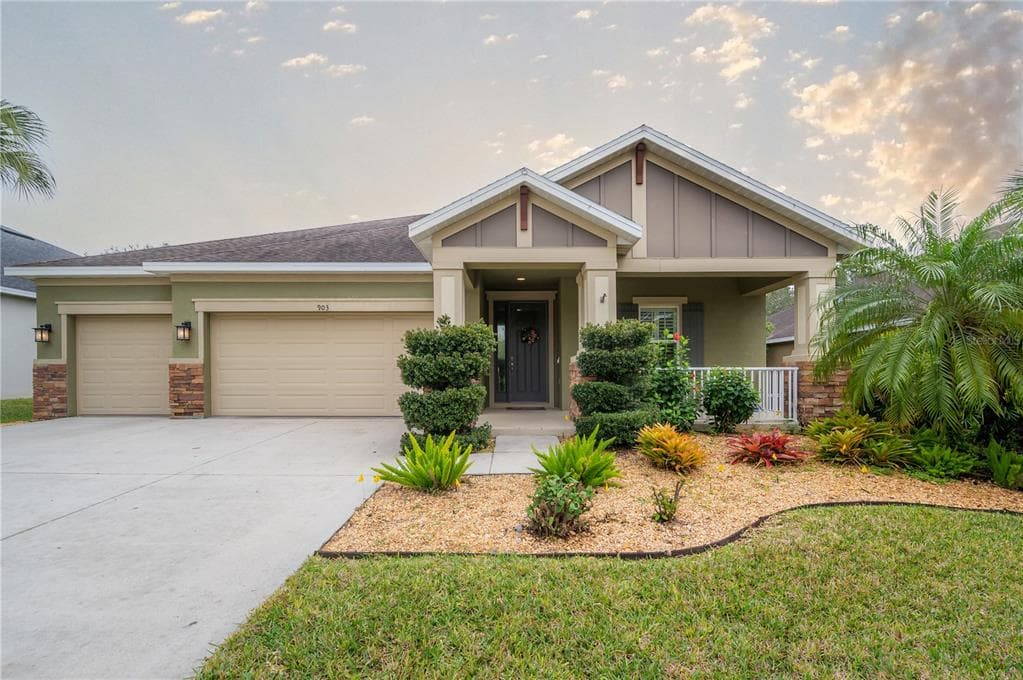 903 HERITAGE GROVES DRIVE BRANDON, FL 33510
