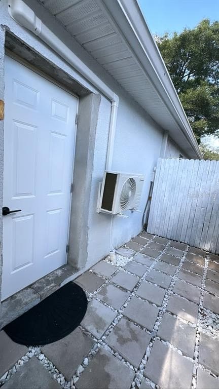 3004 E MCBERRY STREET TAMPA, FL 33610