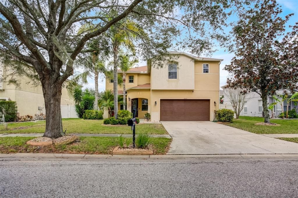 10613 BOYETTE CREEK BOULEVARD
