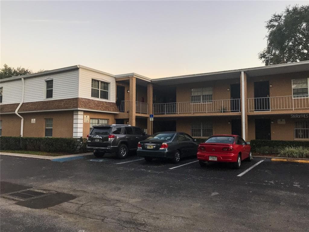 4725 JOSEPH COURT UNIT 234 TAMPA, FL 33614