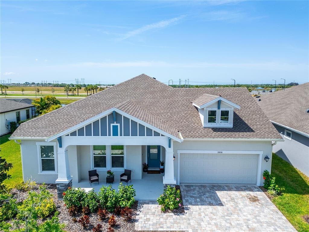 5916 SILVER SUN DRIVE APOLLO BEACH, FL 33572