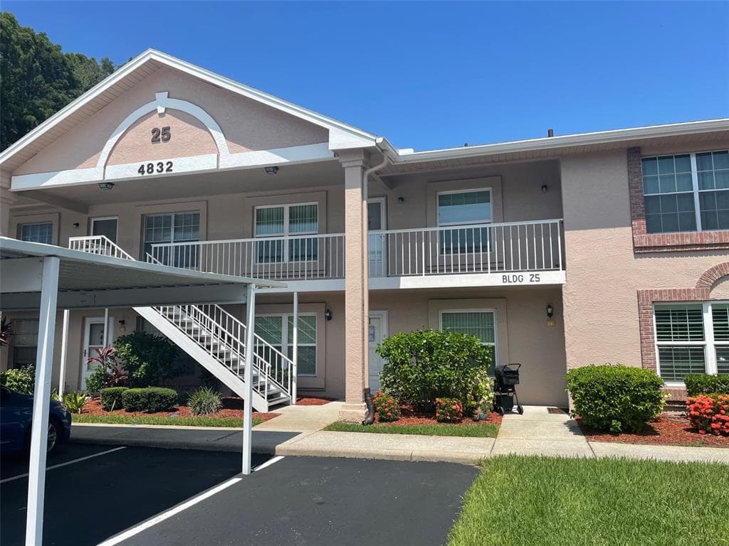 4832 SUNNYBROOK DRIVE UNIT 24 NEW PORT RICHEY, FL 34653